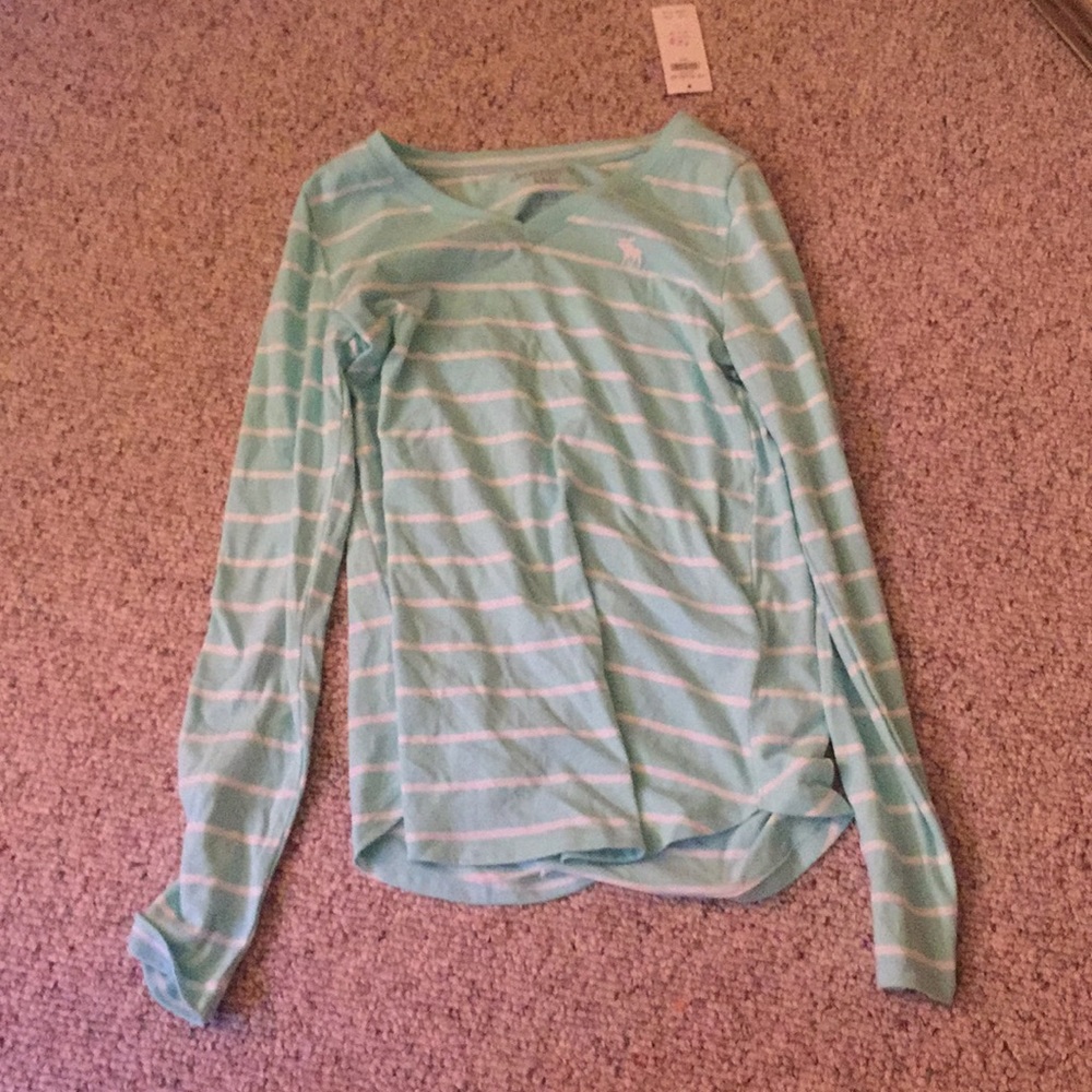 Abercrombie kids NWT size 13/14